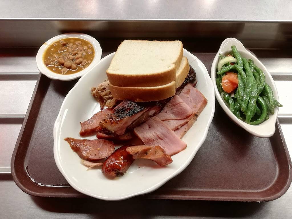 Pappas Bar-B-Q | restaurant | 4430 I-45, Houston, TX 77022, USA | 7136979533 OR +1 713-697-9533