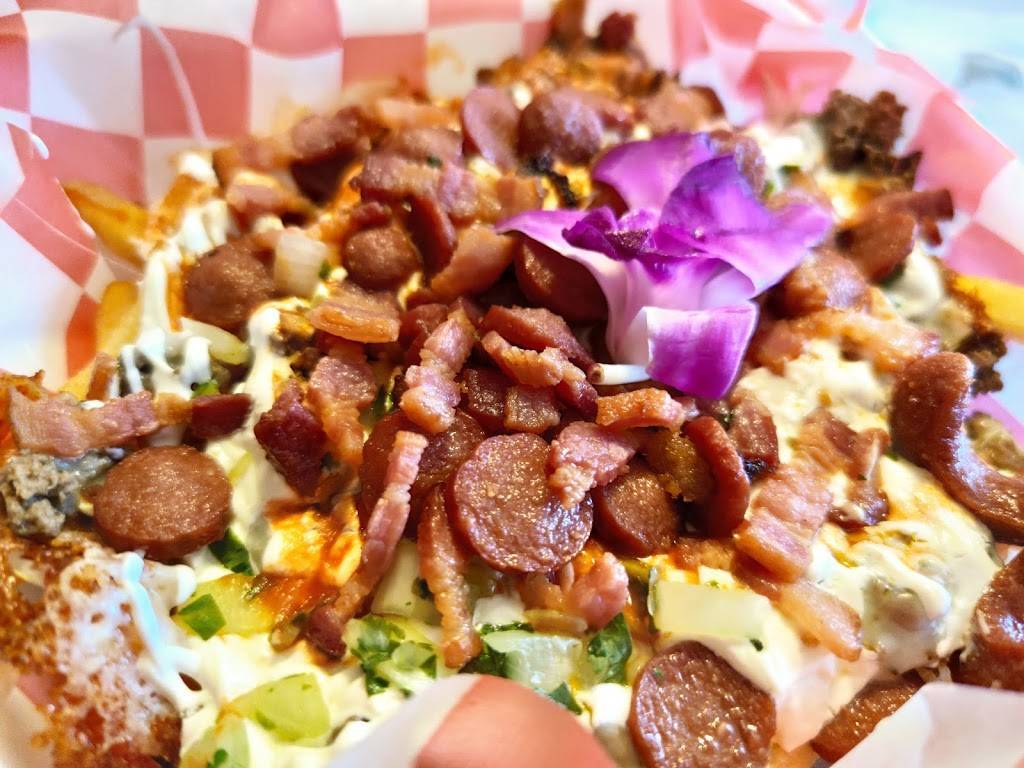 American & Mexican Tasty Flavors Food Truck | restaurant | 716 Maple Ave, Hartford, CT 06114, USA | 8609823532 OR +1 860-982-3532