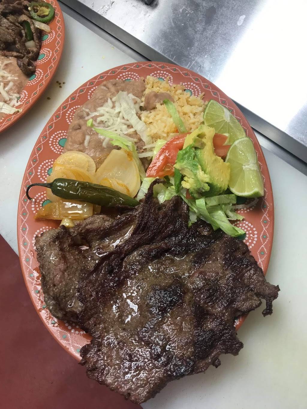 Taqueria mike | restaurant | 1499 S Peachtree Rd, Mesquite, TX 75180, USA | 2146358628 OR +1 214-635-8628