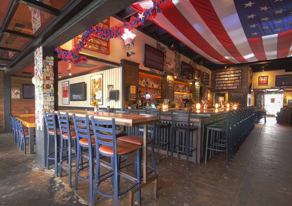Harbor Town Pub | night club | 1125 Rosecrans St, San Diego, CA 92106, USA | 6192241321 OR +1 619-224-1321