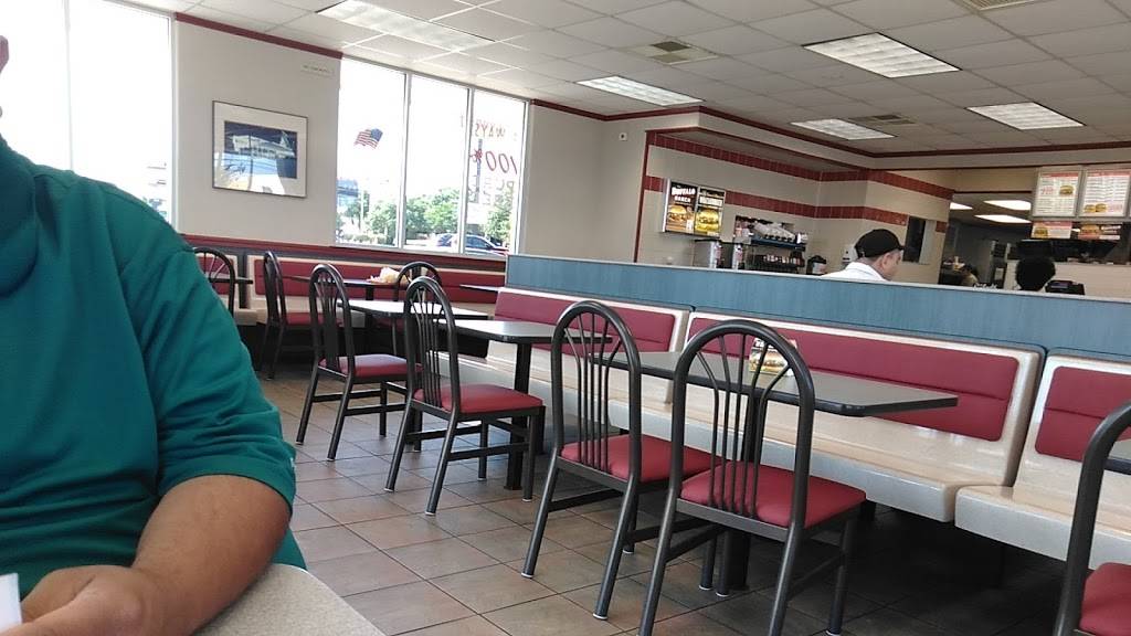 Whataburger | restaurant | 4502 Fredericksburg Rd, Balcones Heights, TX 78201, USA | 2107326570 OR +1 210-732-6570