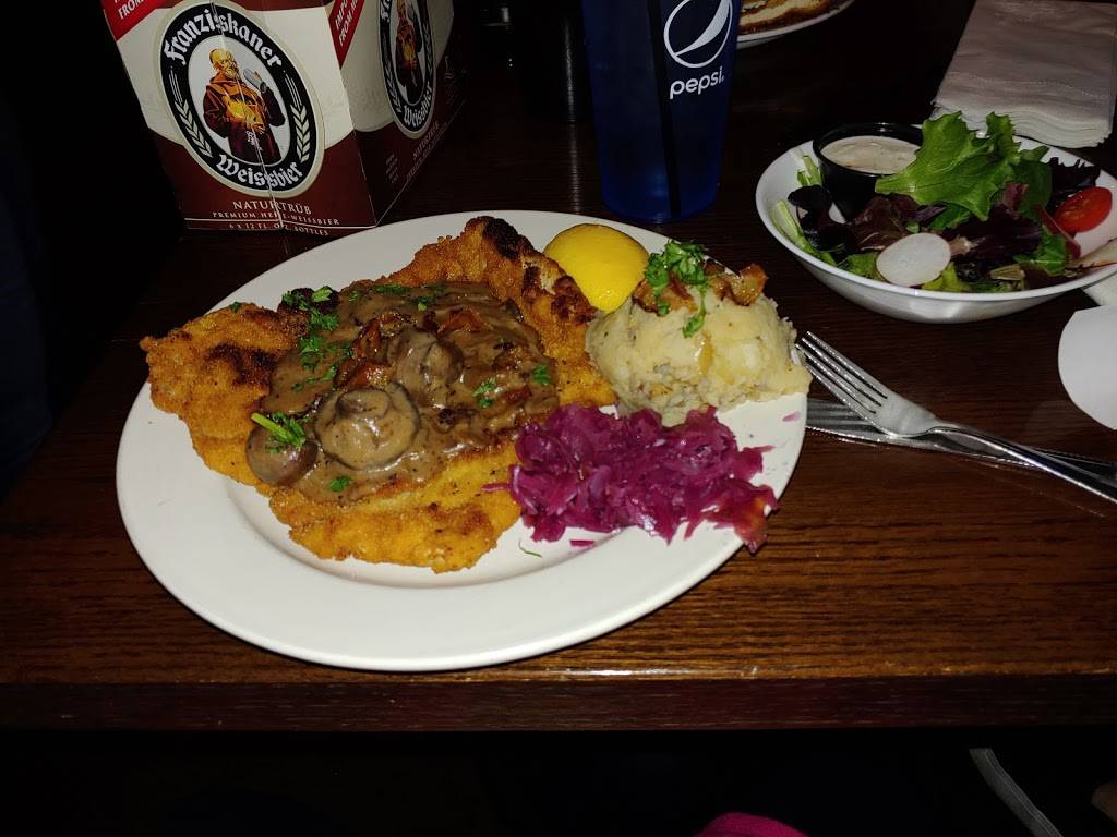 Ironhaus Bierhalle & Garten | restaurant | 5317 151st St, Leawood, KS 66224, USA | 9136013511 OR +1 913-601-3511