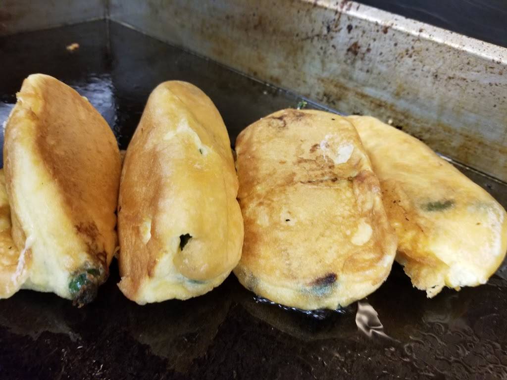 Fat Burrito | restaurant | 1302 N Main St, Crown Point, IN 46307, USA | 2192132382 OR +1 219-213-2382