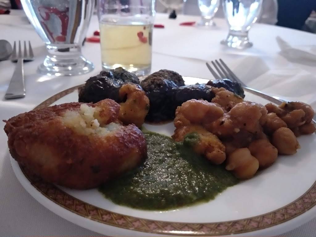 Rinag Foods | restaurant | 88 Jamie Ave, Nepean, ON K2E 6T6, Canada | 6137270702 OR +1 613-727-0702