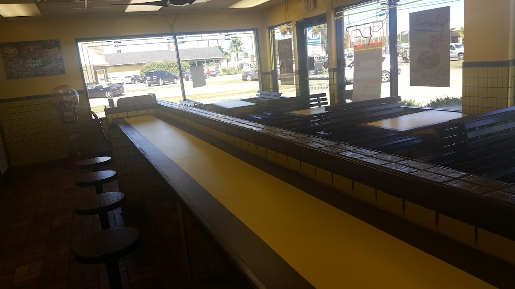 Hungry Howies Pizza | meal delivery | 306 S Tyndall Pkwy, Panama City, FL 32404, USA | 8507470447 OR +1 850-747-0447