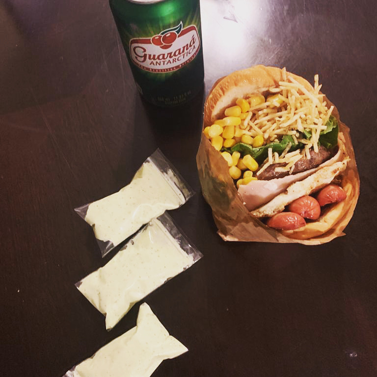 Pit-Dog Goiano | restaurant | 7512 NE Bothell Way Apt 327, Kenmore, WA 98028, USA | 4252179567 OR +1 425-217-9567