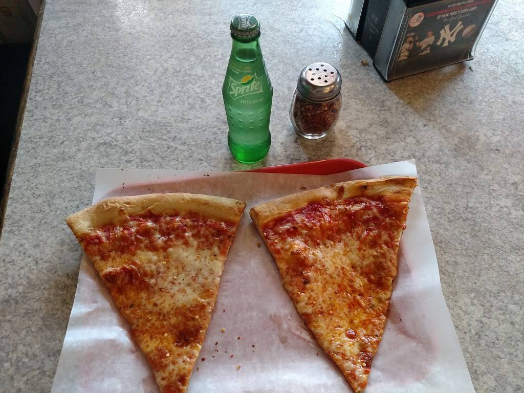 Roccos Brick Oven Pizzeria | restaurant | 79-16 21st Ave, East Elmhurst, NY 11370, USA | 7187213535 OR +1 718-721-3535