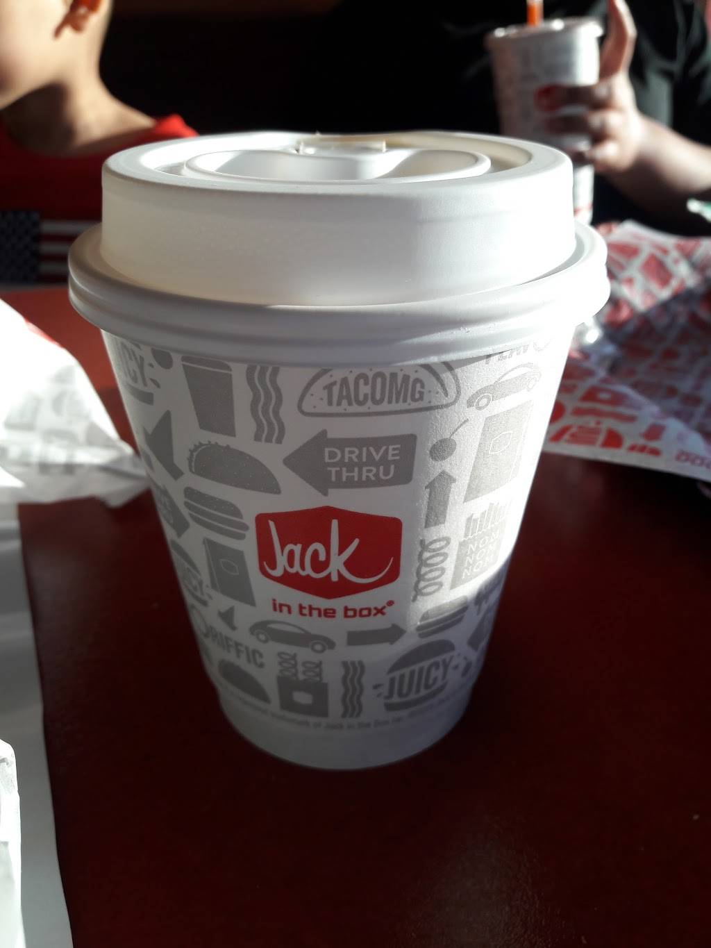 Jack in the Box | restaurant | 564 E Palmdale Blvd, Palmdale, CA 93550, USA | 6619472729 OR +1 661-947-2729