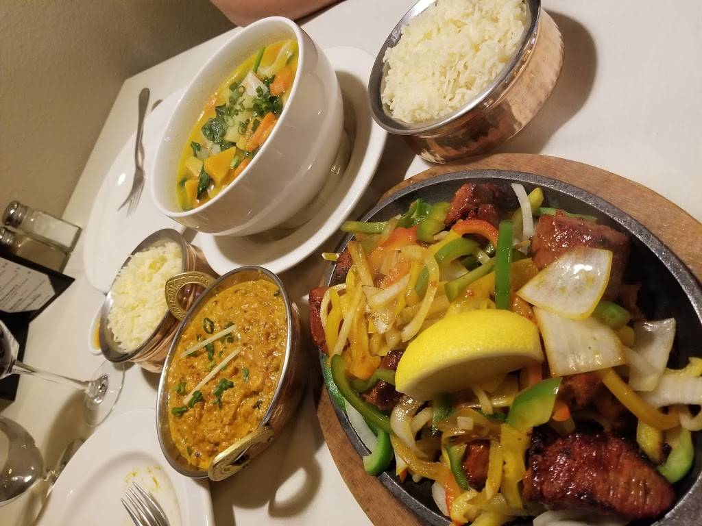 Himalayan Bistro | restaurant | 2720 Council Tree Ave #184, Fort Collins, CO 80525, USA | 9709995691 OR +1 970-999-5691