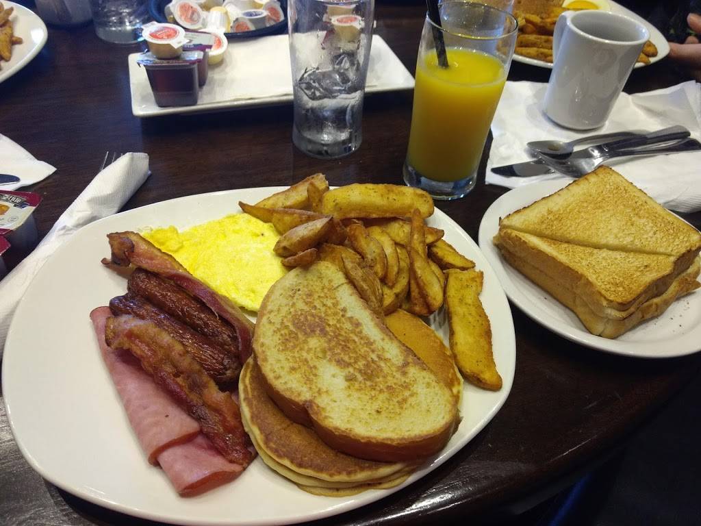 Delicious Steakhouse | restaurant | 2080 St Joseph Blvd, Orléans, ON K1C 1E6, Canada | 6138303366 OR +1 613-830-3366