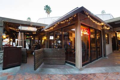 Smoke Tree BBQ Palm Springs | restaurant | 1775 E Palm Canyon Dr Suite 405, Palm Springs, CA 92264, USA | 7607786521 OR +1 760-778-6521