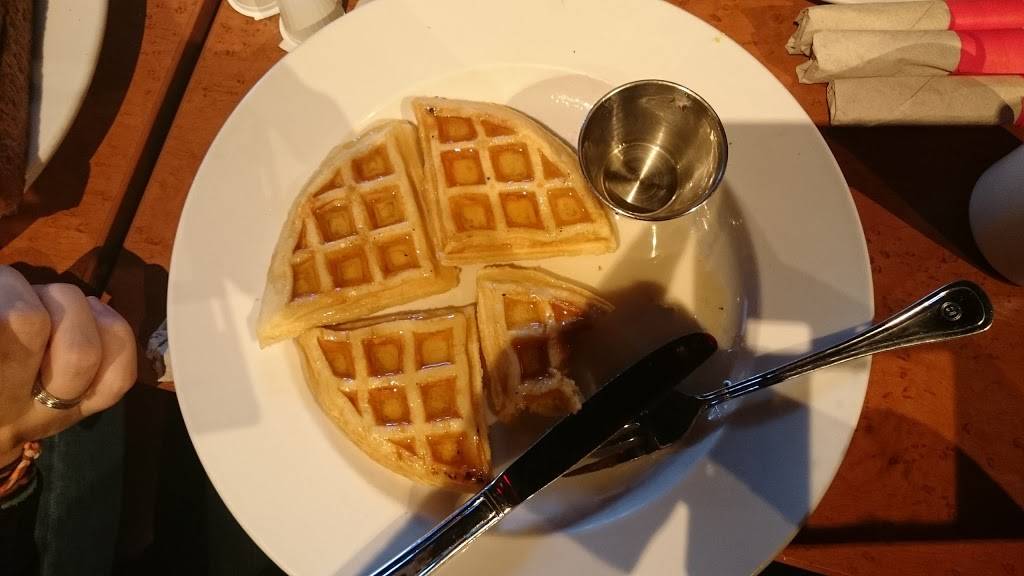 La Cage - Brasserie sportive | restaurant | 455 90e Rue, Saint-Georges, QC G5Y 3L1, Canada | 4182278181 OR +1 418-227-8181