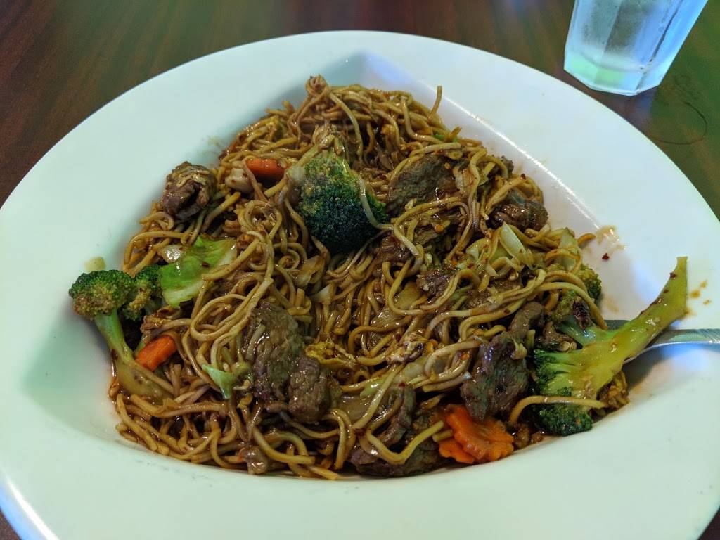 Thai Fusion | restaurant | 3097 Broadmoor Ave SE, Kentwood, MI 49512, USA | 6163018883 OR +1 616-301-8883