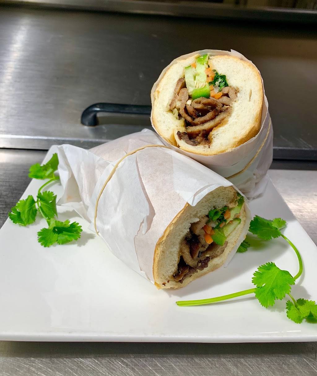 V House Noodle | restaurant | 12752 Aurora Ave N, Seattle, WA 98133, USA | 2064534548 OR +1 206-453-4548