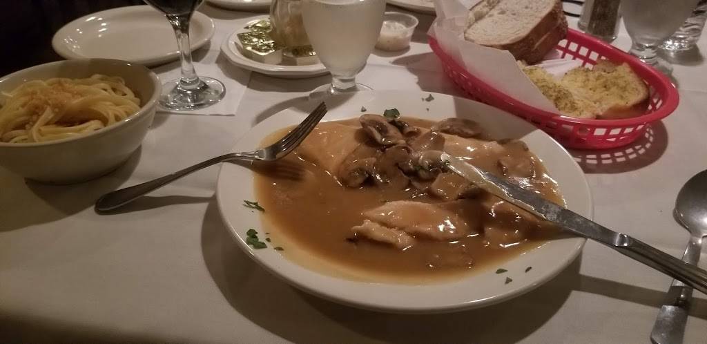 Onofrios | restaurant | 421 Neighborhood Rd, Mastic Beach, NY 11951, USA | 6313953332 OR +1 631-395-3332