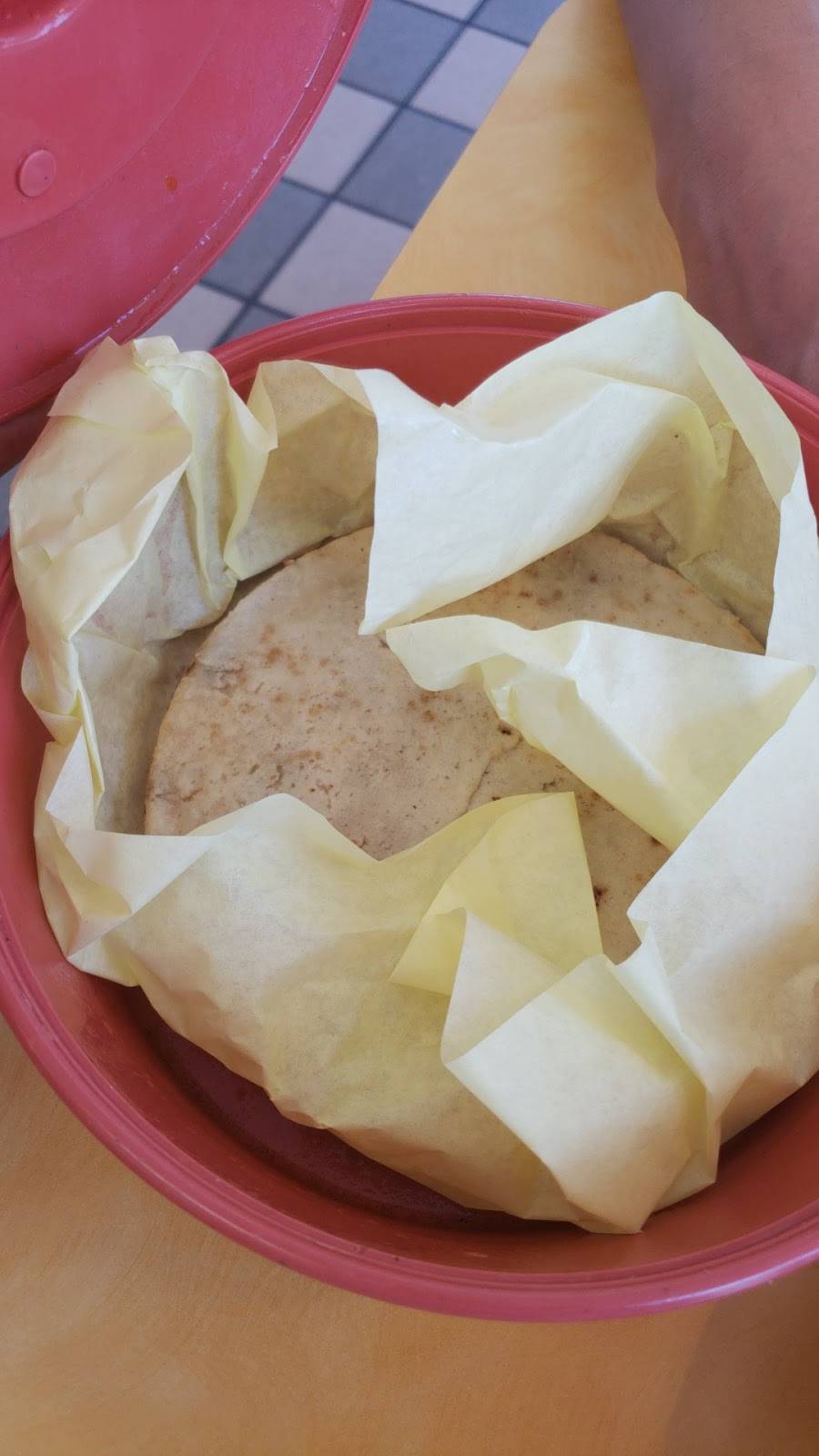 Birrieria Tlaquepaque | restaurant | 10904 Rush St, South El Monte, CA 91733, USA | 6262799191 OR +1 626-279-9191