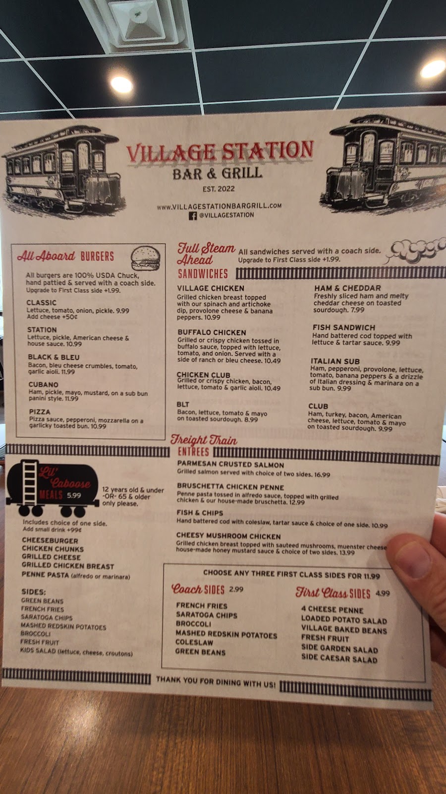 Village Station Bar & Grill | restaurant | 504 Central Ave, Carlisle, OH 45005, USA | 9378068244 OR +1 937-806-8244