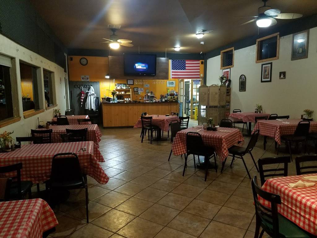 The Family Corner | restaurant | 448 W Sierra Ave, Portola, CA 96122, USA | 5308329780 OR +1 530-832-9780