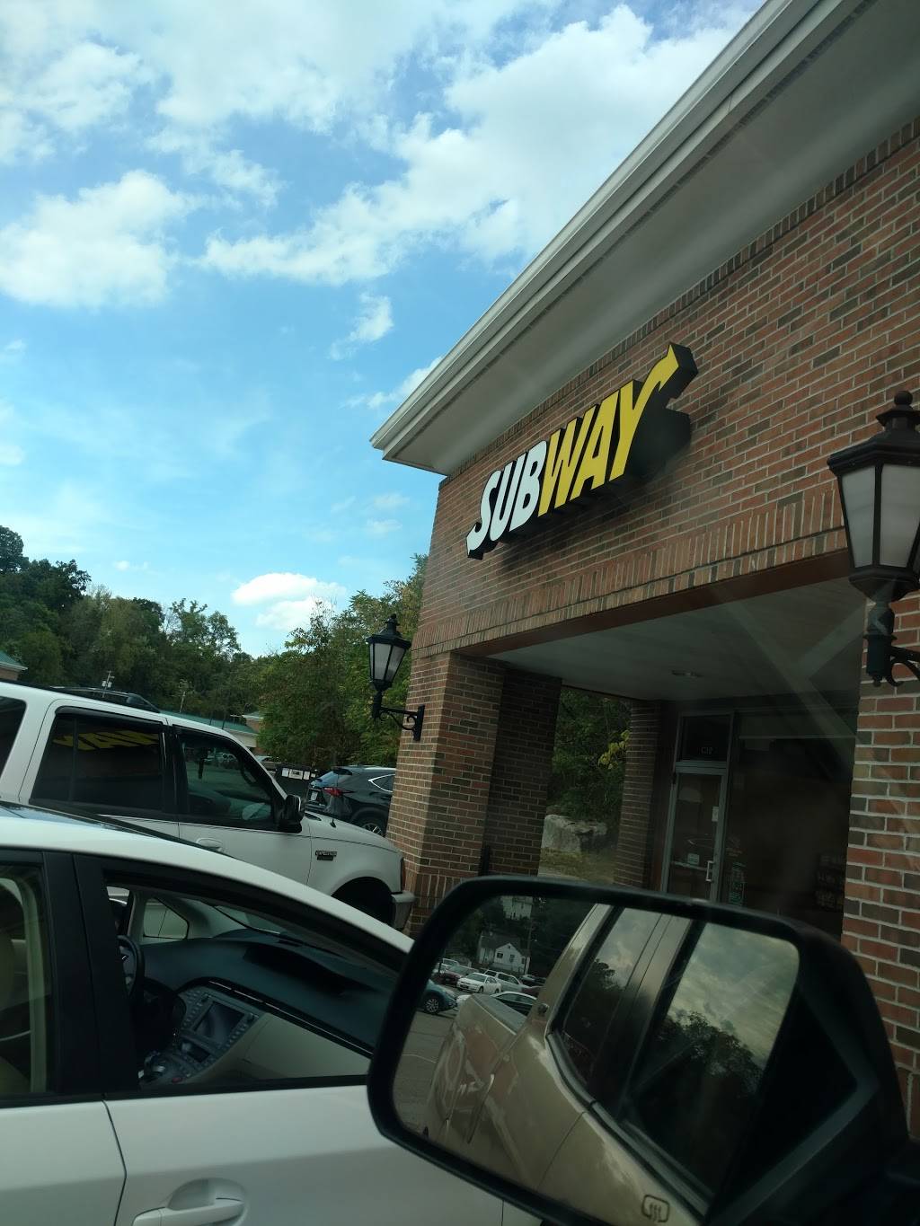 Subway | restaurant | 104 Gross St, Marietta, OH 45750, USA | 7403731505 OR +1 740-373-1505