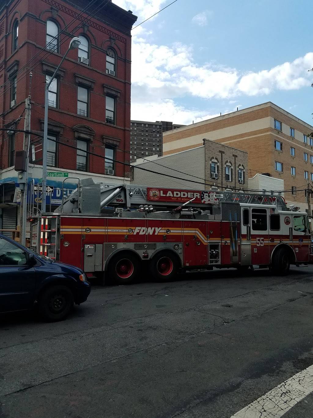 Kristys | restaurant | 796 Courtlandt Ave #1, Bronx, NY 10451, USA | 7184020698 OR +1 718-402-0698