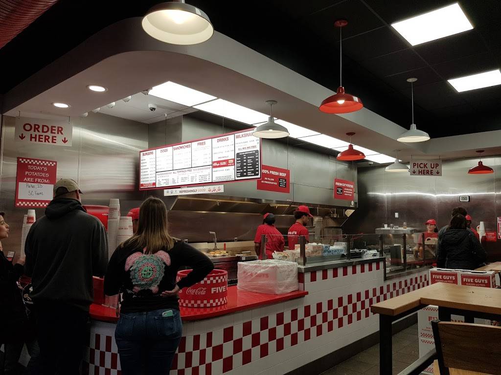 Five Guys | meal takeaway | 48 E Washington St, Indianapolis, IN 46204, USA | 3172208632 OR +1 317-220-8632