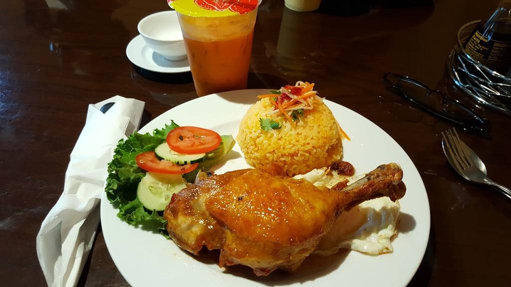 Pho 68 | restaurant | 589 New Park Ave, West Hartford, CT 06110, USA | 8604617069 OR +1 860-461-7069