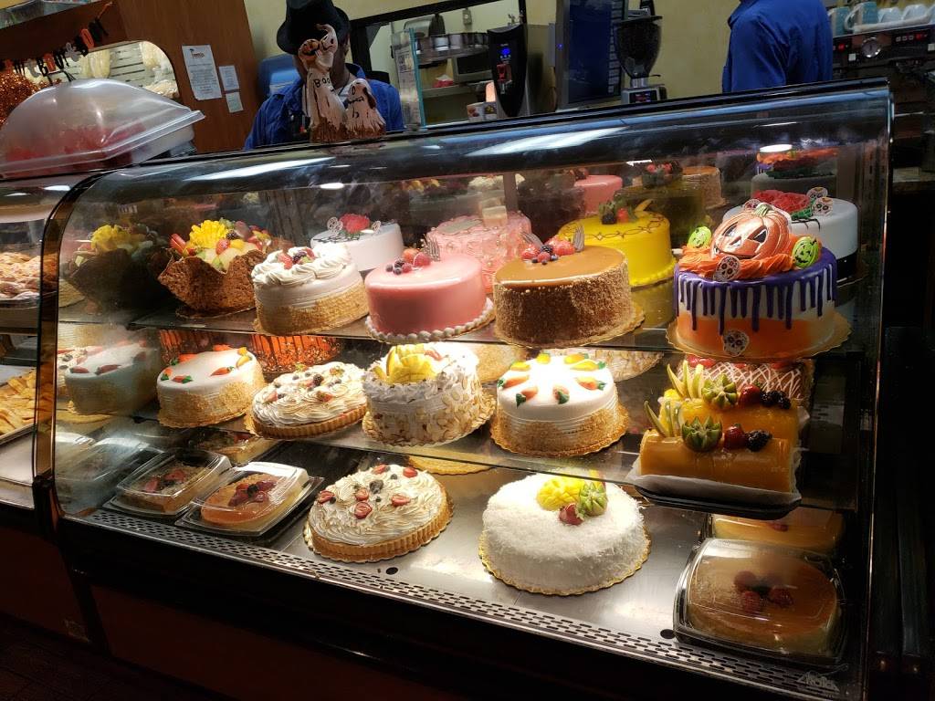Tropicana Bakery & Cuban Cafe | restaurant | 10218 Paramount Blvd, Downey, CA 90241, USA | 5628068343 OR +1 562-806-8343