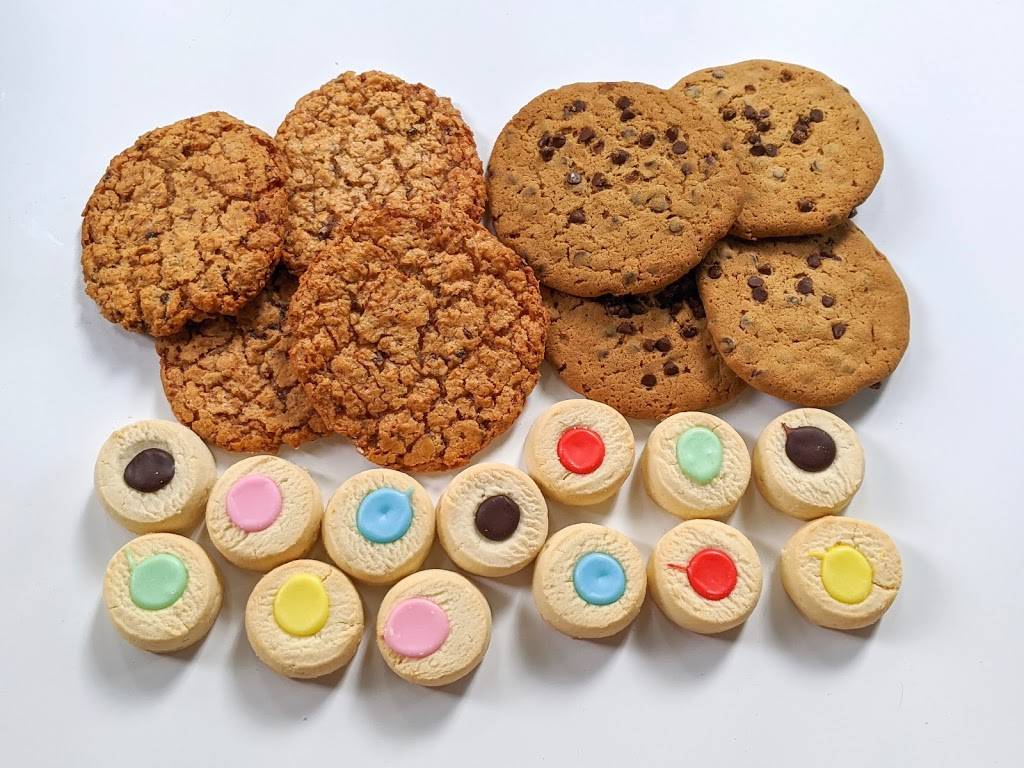 Henris Bakery & Deli | restaurant | 68 North Marietta Pkwy NE, Marietta, GA 30060, USA | 7703130172 OR +1 770-313-0172