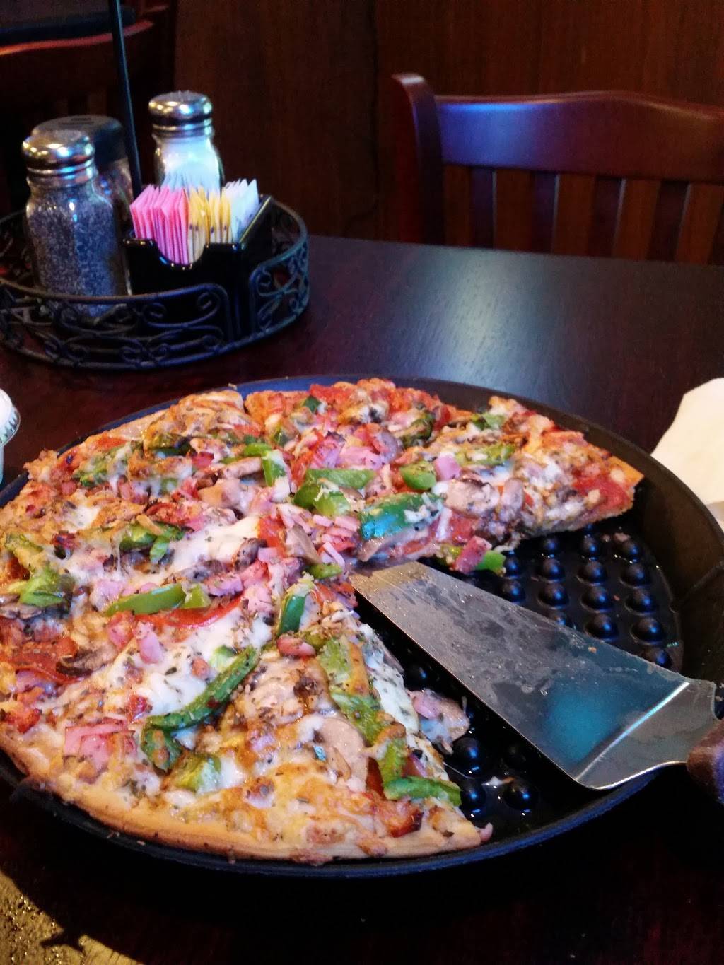 Gelsosomos Pizzeria | restaurant | 2605 Laporte Ave, Valparaiso, IN 46383, USA | 2194774255 OR +1 219-477-4255