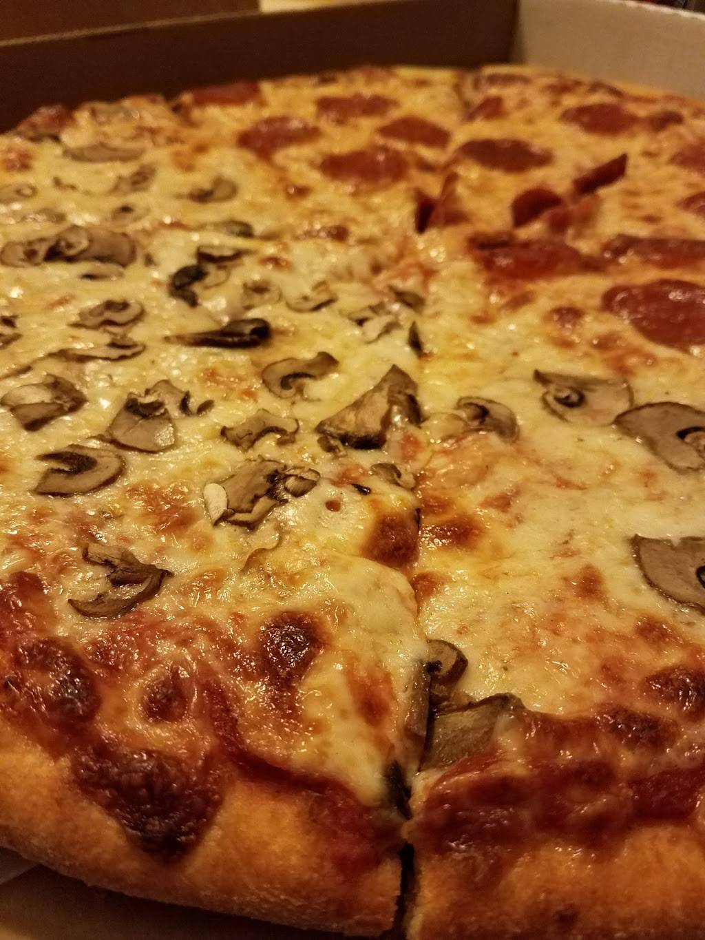 Cupsaw Market & Pizzeria | restaurant | 1 Cupsaw Dr, Ringwood, NJ 07456, USA | 9735565802 OR +1 973-556-5802