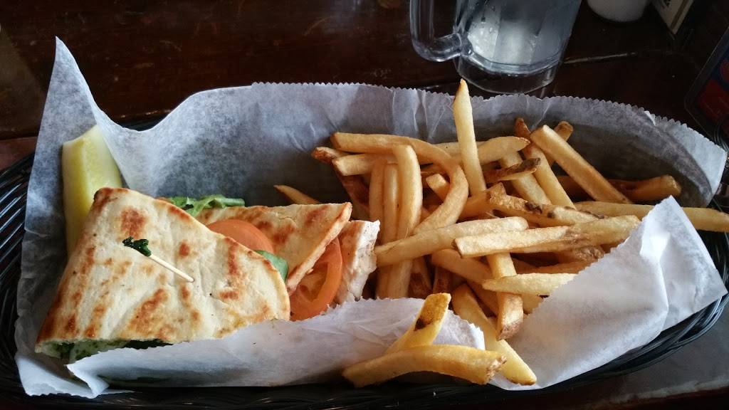 Nitty Gritty-Madison | restaurant | 223 N Frances St, Madison, WI 53703, USA | 6082512521 OR +1 608-251-2521