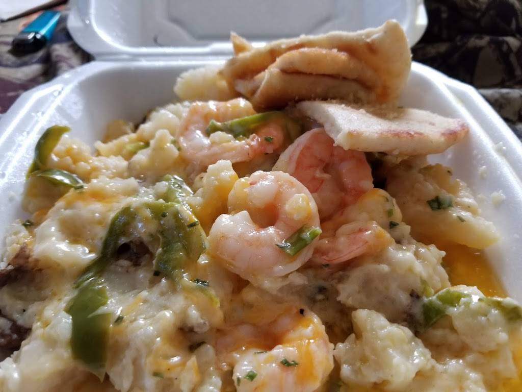 Spud Headz | restaurant | 16400 W McNichols Rd, Detroit, MI 48235, USA | 3138387783 OR +1 313-838-7783