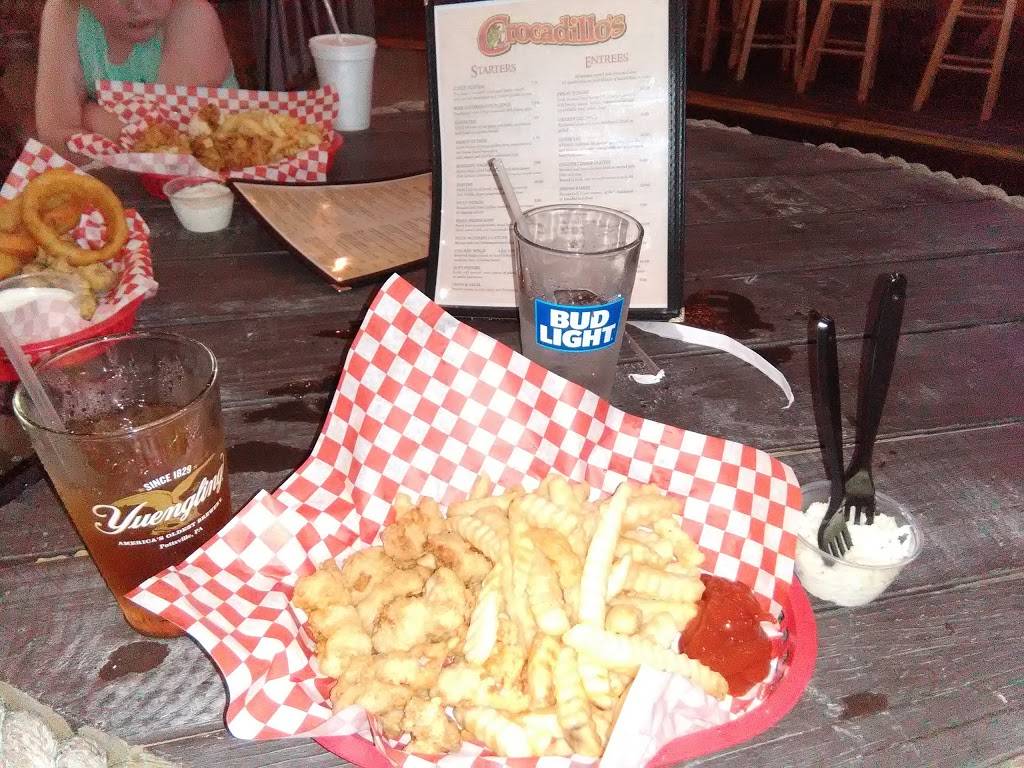 Crocadillos Bar and Grill | restaurant | 109 Fishermans Wharf, Fort Pierce, FL 34950, USA | 7724094495 OR +1 772-409-4495