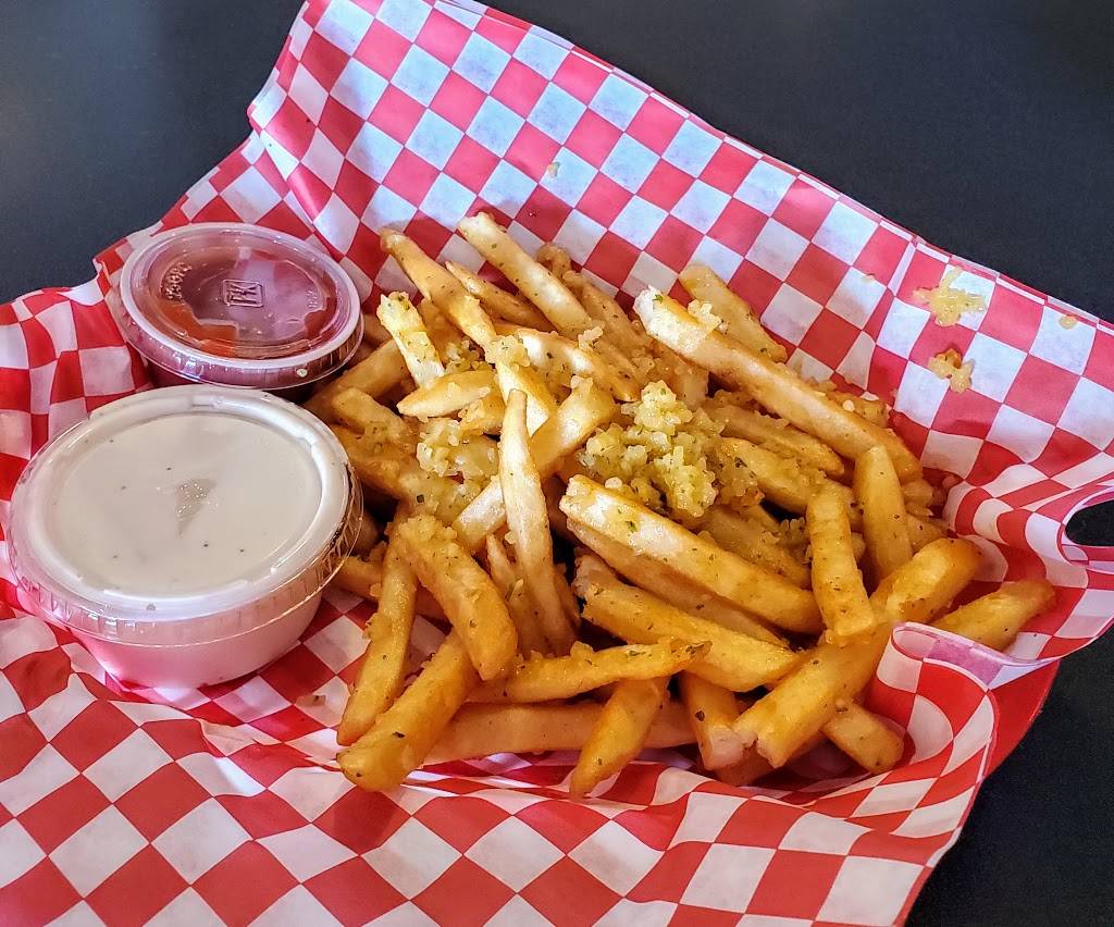 Marcos Pizza | restaurant | 2116 Solano St, Corning, CA 96021, USA | 5308246661 OR +1 530-824-6661