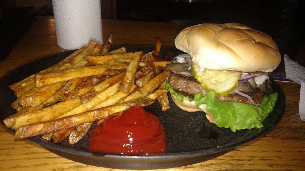 Iron Pony Saloon | restaurant | 14641 OH-3, Lakeville, OH 44638, USA | 4199944900 OR +1 419-994-4900