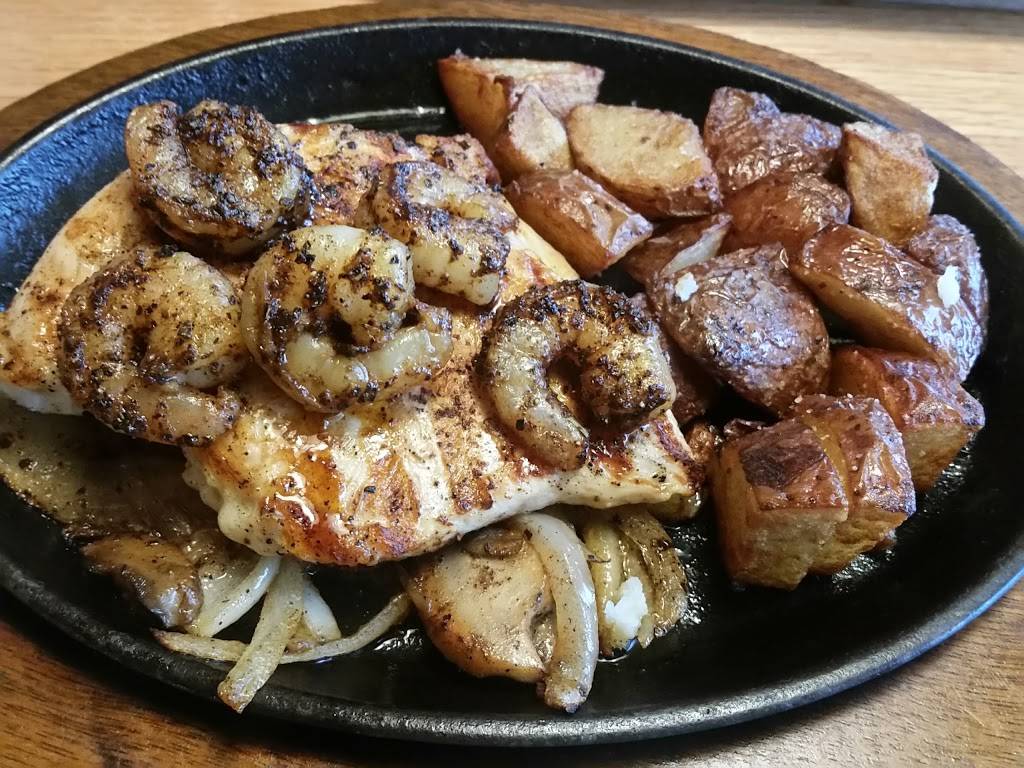 Applebees Grill + Bar | restaurant | 9031 Watson Rd, St. Louis, MO 63126, USA | 3149680800 OR +1 314-968-0800