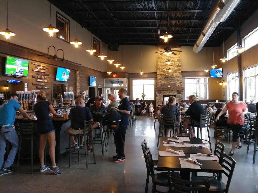 Ludington Bay Brewing Co | restaurant | 515 S James St, Ludington, MI 49431, USA | 2312396690 OR +1 231-239-6690