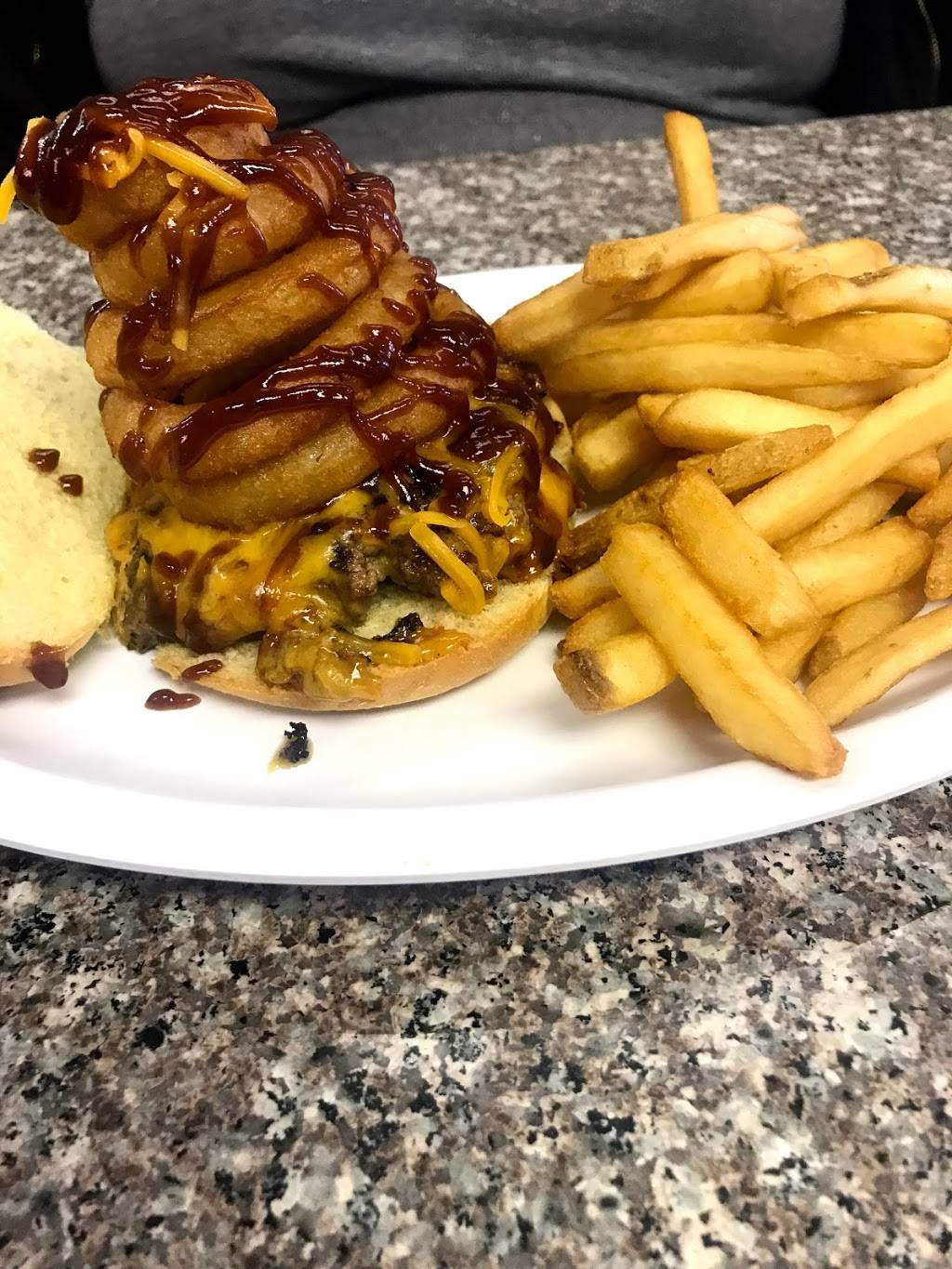 Eggs & Moore | restaurant | 2332 Arlington Ave, Pittsburgh, PA 15210, USA | 4128637288 OR +1 412-863-7288