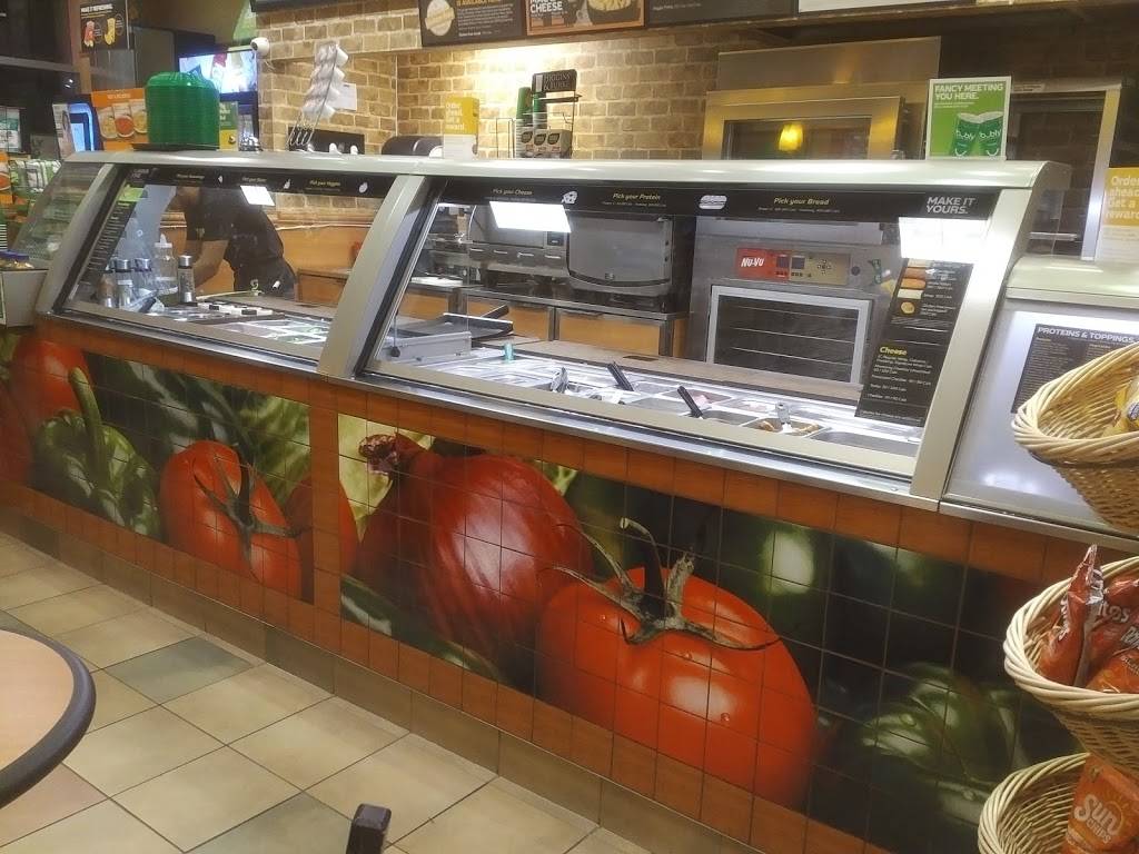 Subway | restaurant | 1123 Lodestar Rd Building F Unit 2, Toronto, ON M3J 0G9, Canada | 4166307827 OR +1 416-630-7827