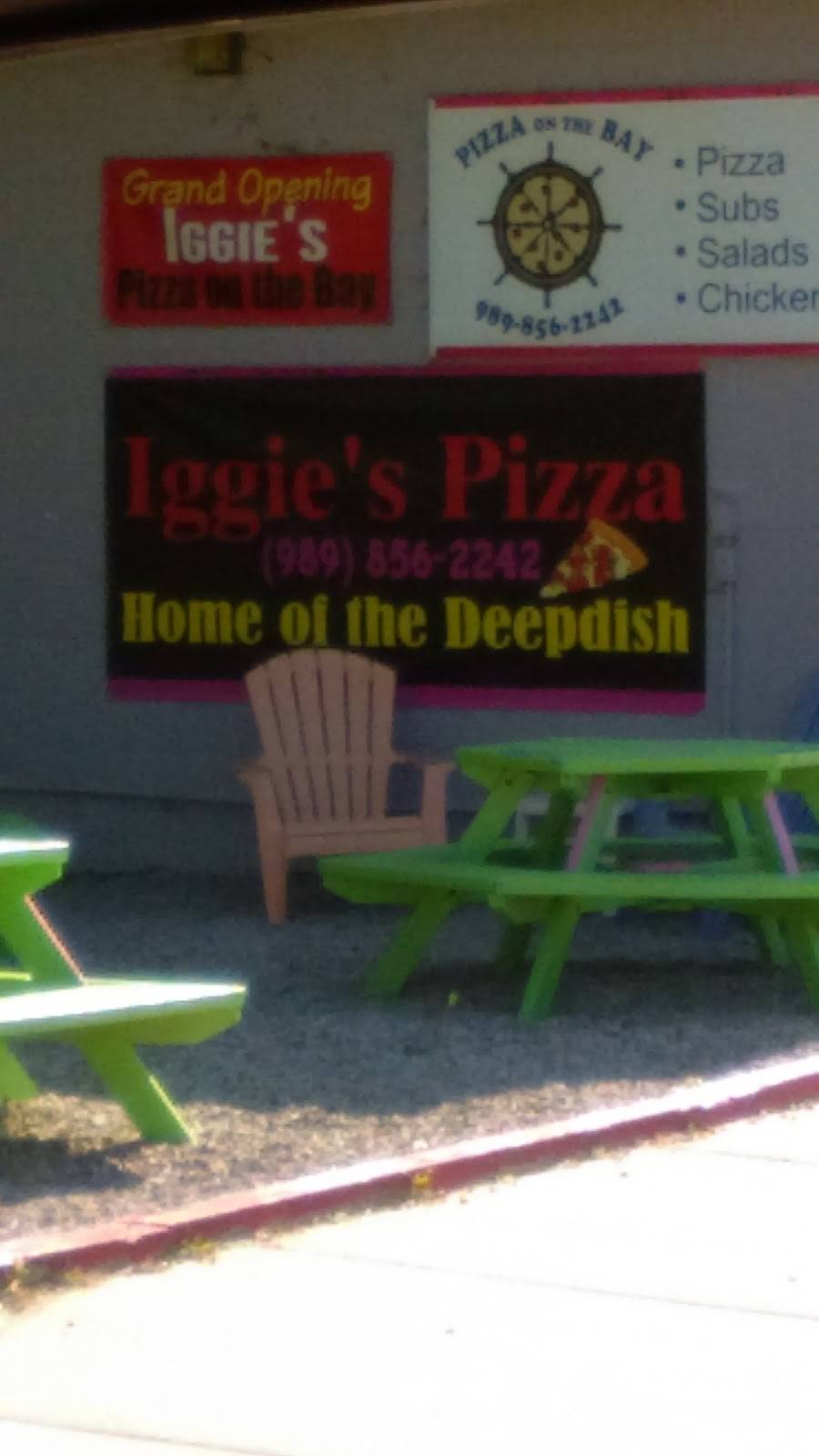 Pizza On The Bay | restaurant | 6400 Main St, Caseville, MI 48725, USA | 9898562242 OR +1 989-856-2242