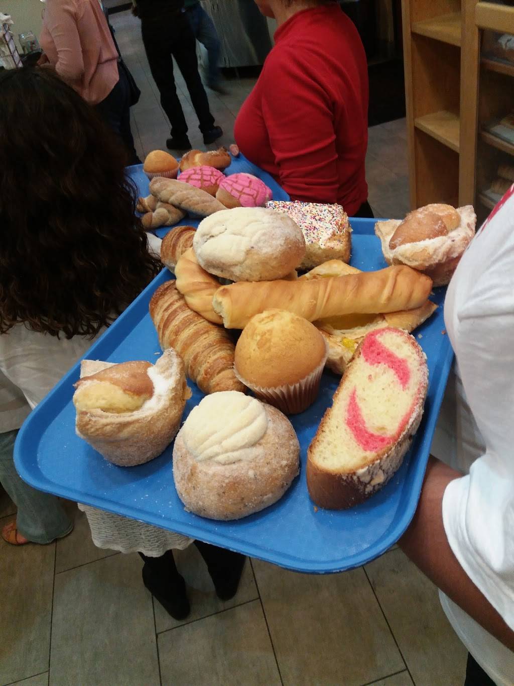 El Molino De Oro | bakery | 31886 Del Obispo St, San Juan Capistrano, CA 92675, USA | 9494899230 OR +1 949-489-9230