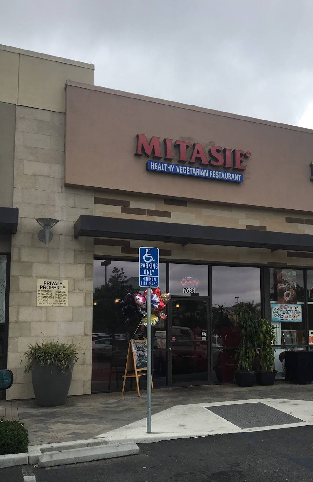 Mitasie3 | restaurant | 7636 Edinger Ave, Huntington Beach, CA 92647, USA | 7148475262 OR +1 714-847-5262