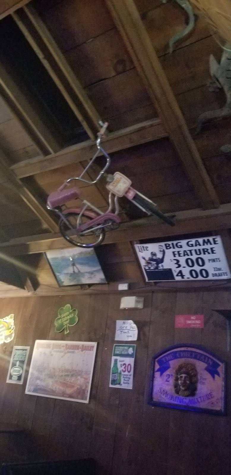 Frizzys Bar & Grill | restaurant | 140 Allen St, Buffalo, NY 14201, USA | 7168835077 OR +1 716-883-5077