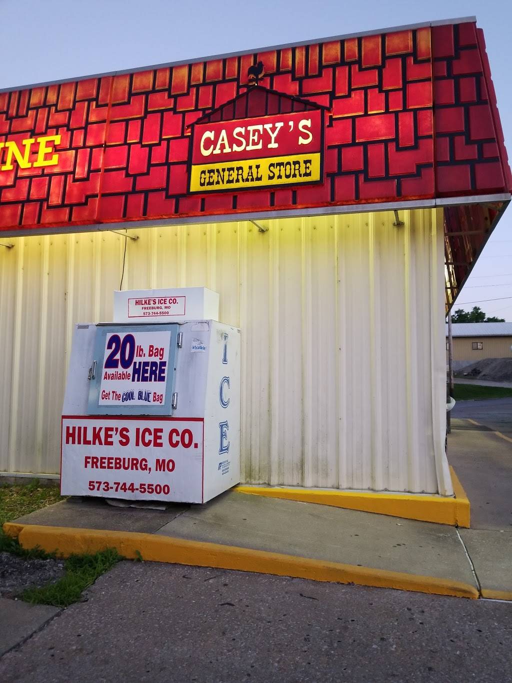 Caseys | restaurant | 811 Market St, Hermann, MO 65041, USA | 5734865655 OR +1 573-486-5655