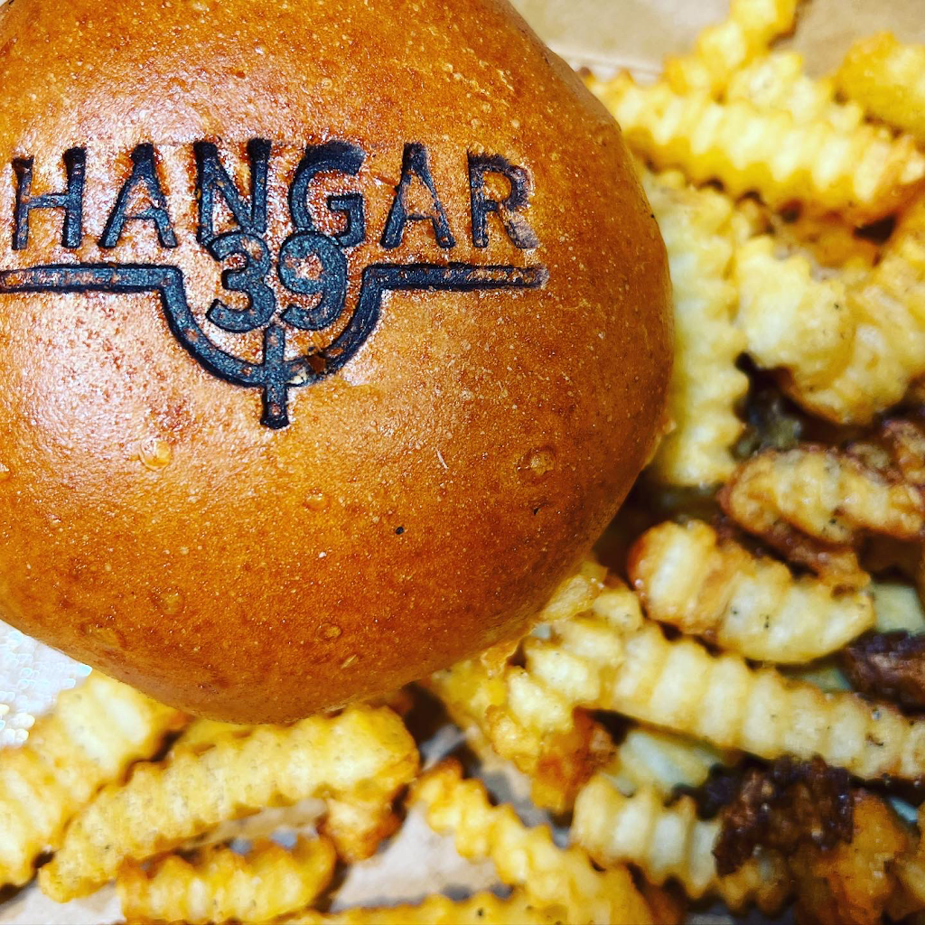 Hangar 39 | restaurant | 1180 Airport Park Blvd, Ukiah, CA 95482, USA | 7074048822 OR +1 707-404-8822