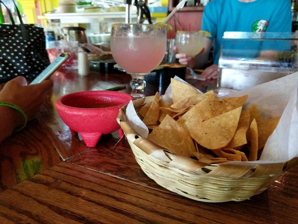 Tequilas Authentic Mexican | restaurant | 1333 Boston Post Rd, Old Saybrook, CT 06475, USA | 8603918091 OR +1 860-391-8091