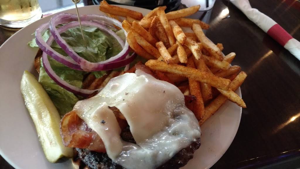 Vicinos Brick and Brew | restaurant | 7789 Brewerton Rd, North Syracuse, NY 13212, USA | 3158022291 OR +1 315-802-2291