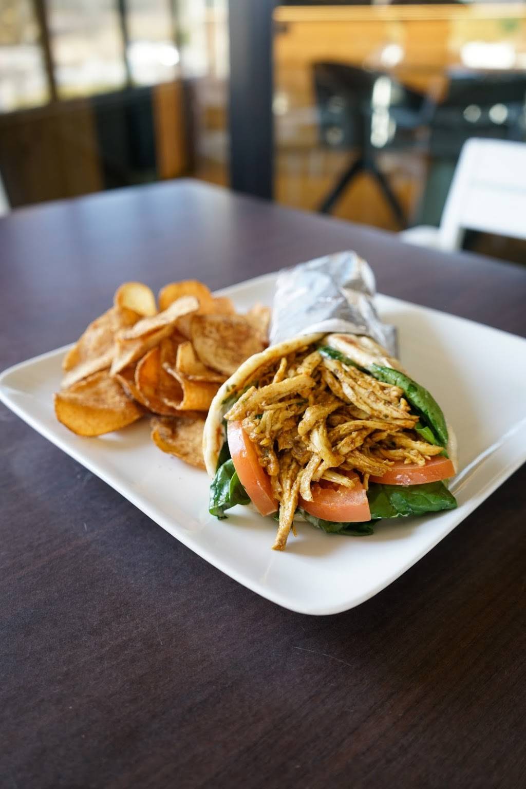 Sumac Road | restaurant | 200 Green Bay Rd, Highwood, IL 60040, USA | 8479267319 OR +1 847-926-7319