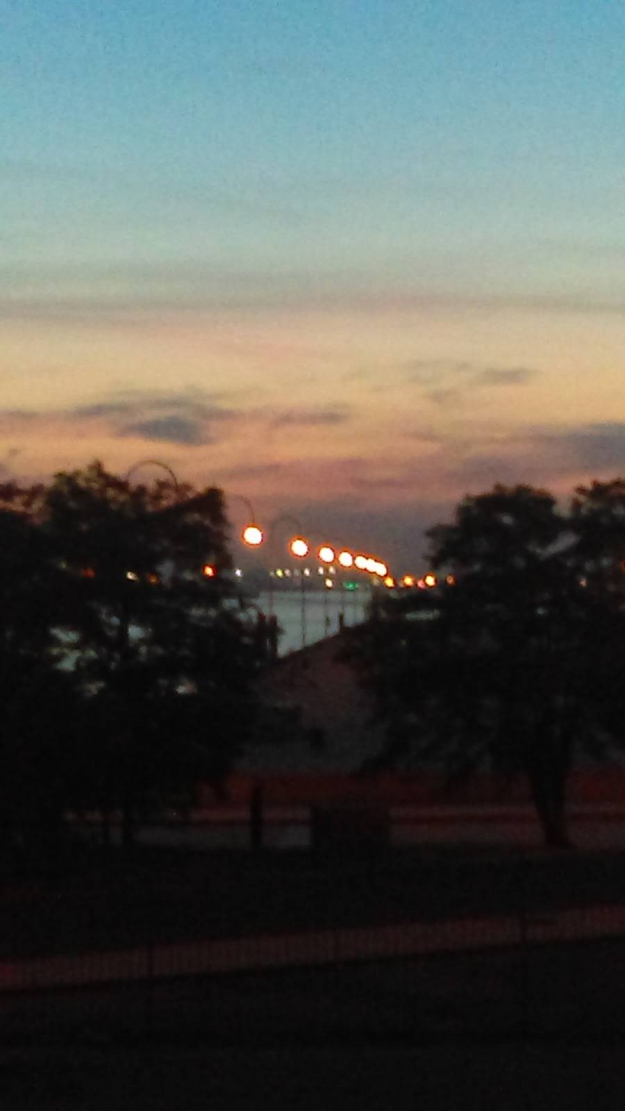 Petes Brooklyn Eats | restaurant | 5620 1st Ave, Brooklyn, NY 11220, USA | 7186805858 OR +1 718-680-5858