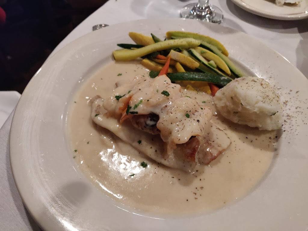 Casa Bella | restaurant | 330 W Market St, Scranton, PA 18508, USA | 5709699006 OR +1 570-969-9006